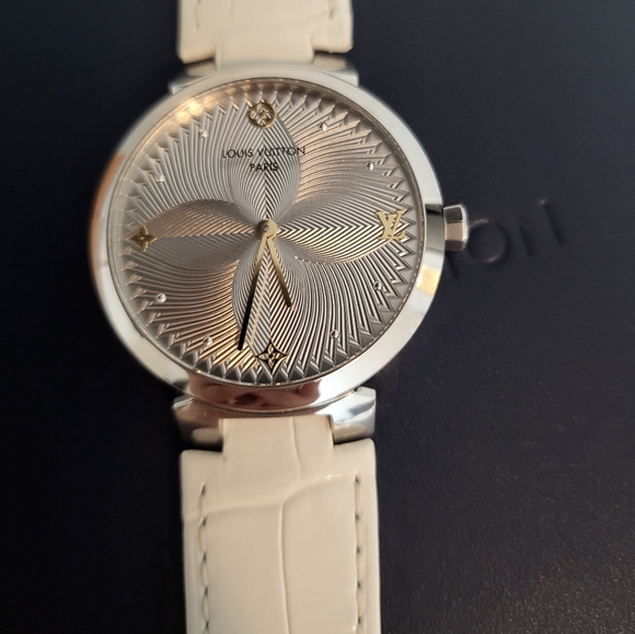 **Like New** Louis Vuitton tambour watch (case 33m） - Picture 5 of 7